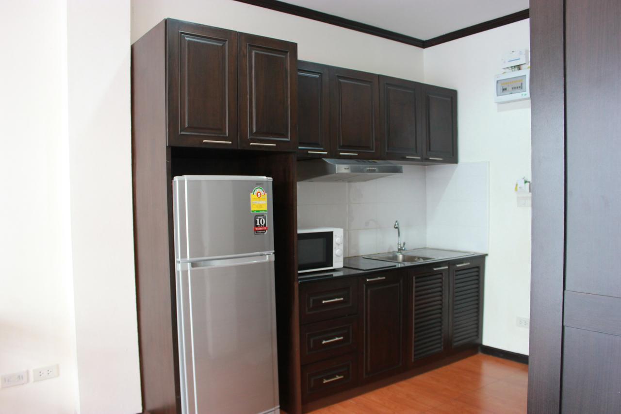 K&J Apartment Бана-Нонг-Табайк Экстерьер фото